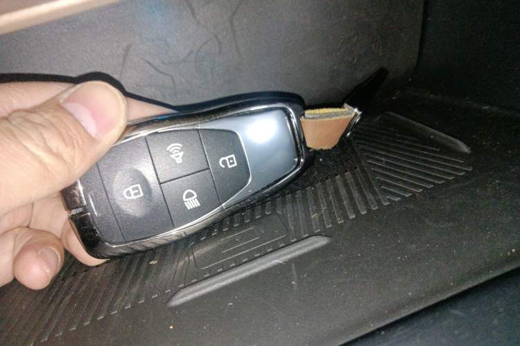 Used BAIC Off-Road BJ60 Leiting 2024 Magic Electric Drive Advanced Version 5 Seats Vehicle Key