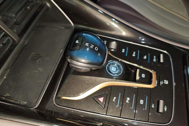 Used BYD Frigate 07 2023 DM-i 100KM Flagship Model Gear Lever