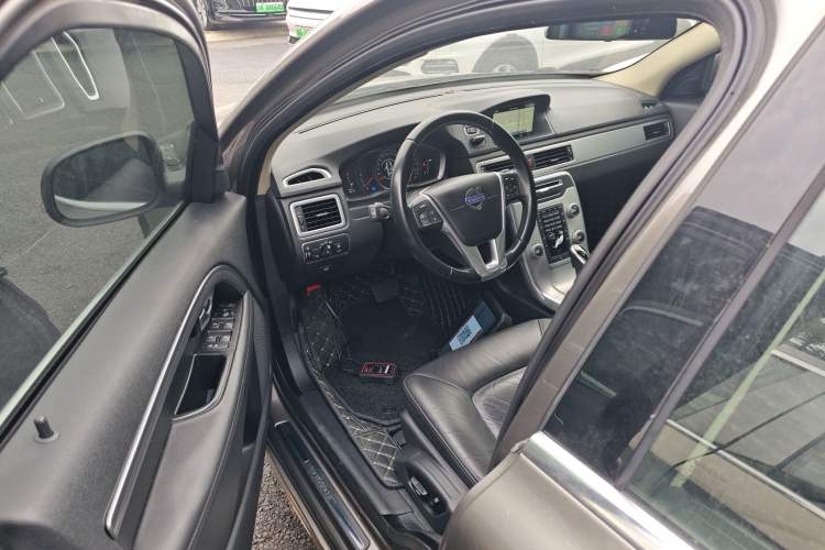 Used Volvo S80L 2015 2.0T T5 Smart Edition