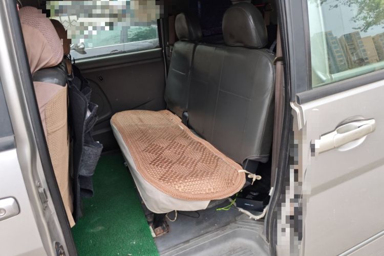 Used Dongfeng Shuaike 2011 1.6L Manual Luxury 7-Seater