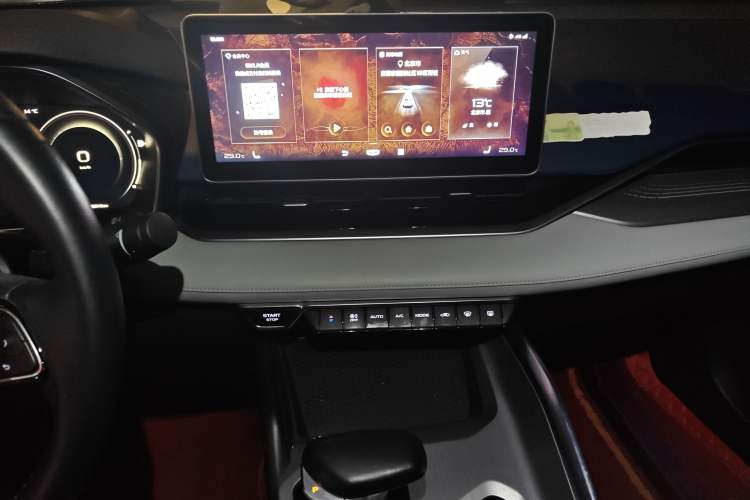 Used Geely Auto Preface 2021 2.0TD Luxury Version
