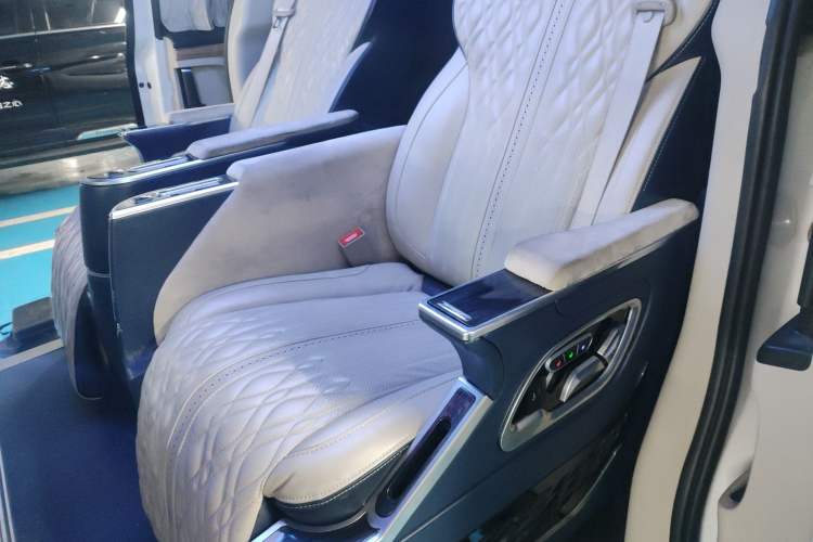 Used Buick GL8 2018 ES 28T Comfort Model China VI Standard Left Rear Seat