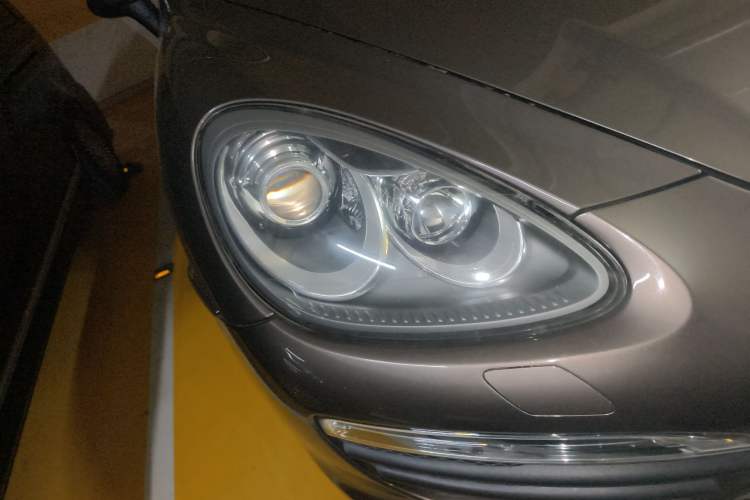 Used Porsche Cayenne 2011 Cayenne S 4.8L