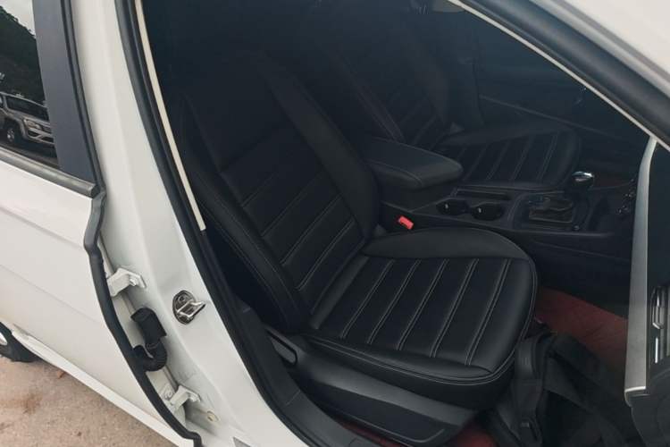 Used Volkswagen Lavida 2021 1.5L Automatic Fashion Edition
