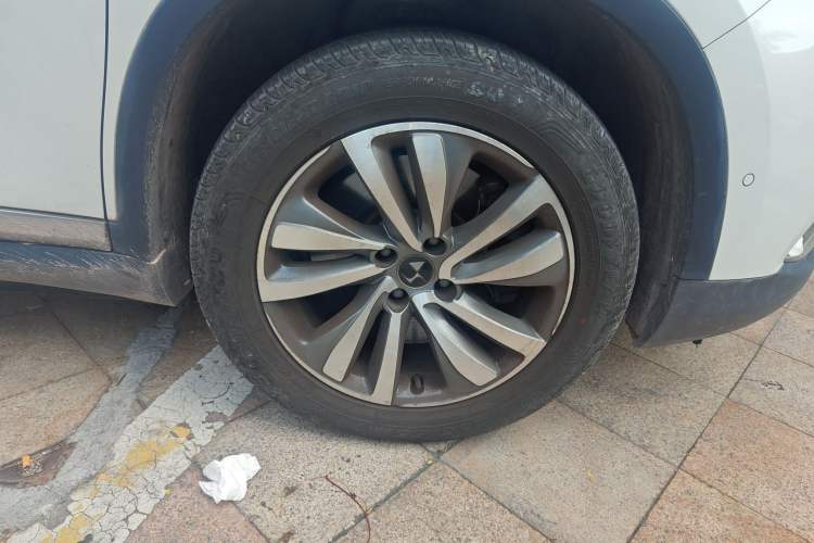 Used DS 6 2014 1.6T Luxury Edition THP200
