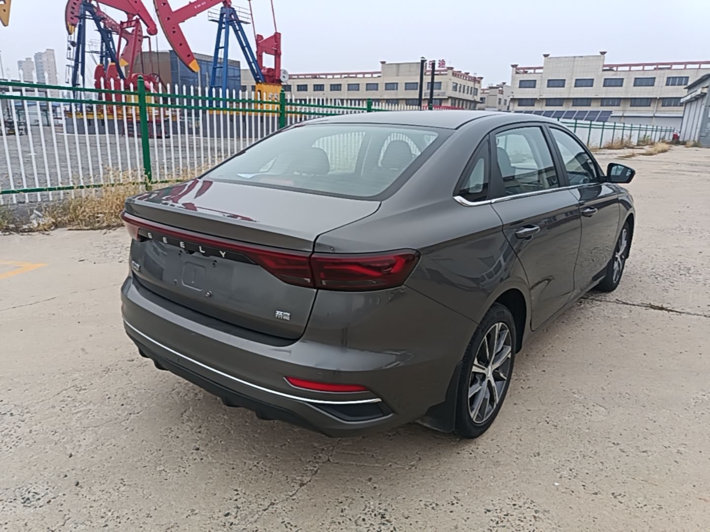 Geely Auto Emgrand 2023 4th Generation Champion Edition 1.5L CVT Prestige Model — снимка 6