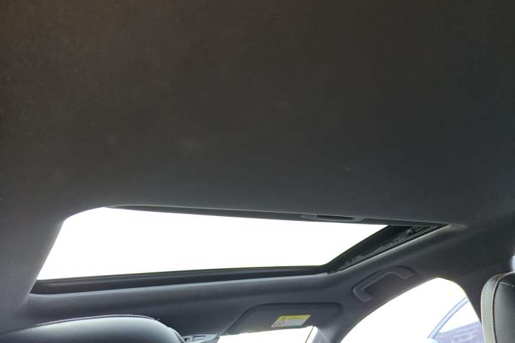 Used GAC Trumpchi EMPOW 2021 270T DCT J16 Version