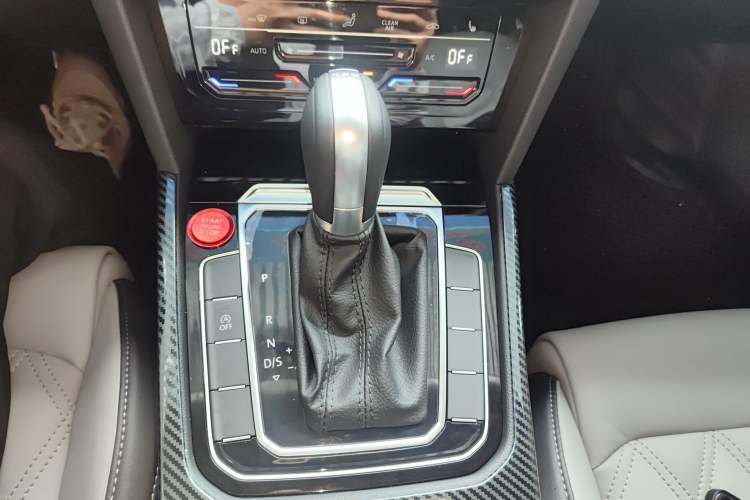 Used Volkswagen Magotan 2023 2 Million Units Limited Edition 330TSI DSG Leading Version Gear Lever