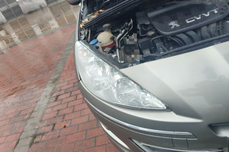 Used Peugeot 408 2013 2.0L Automatic Comfort Edition Right Front Headlight