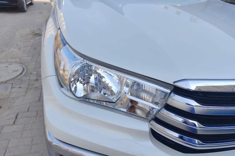 Used Toyota Hilux 2018 2.7L Automatic 4x4 GLX SR5 – Middle East
