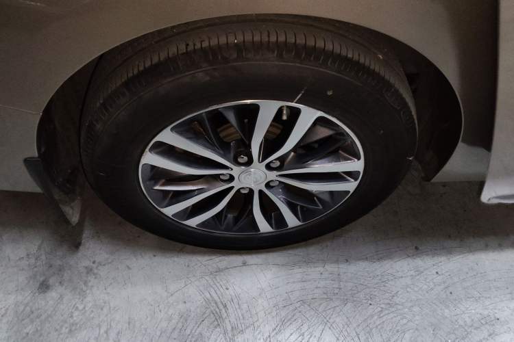 Used Buick GL8 2023 ES Lu Zun Comfort Model