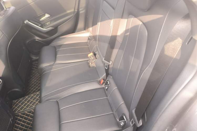 Used Mercedes-Benz A-Class 2022 Restyled A 200 L Sport Sedan Fashion Version