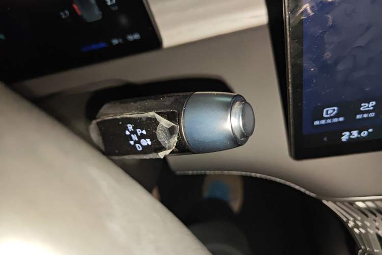 Used XPeng X9 2024 702 Ultra-Long Range Max
