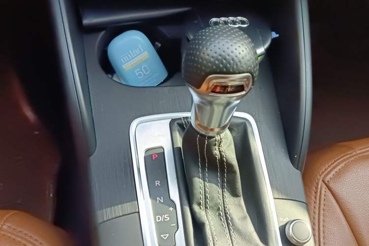 Used Audi A3 2015 Limousine 35 TFSI Millionth Anniversary Intelligent Leading Model