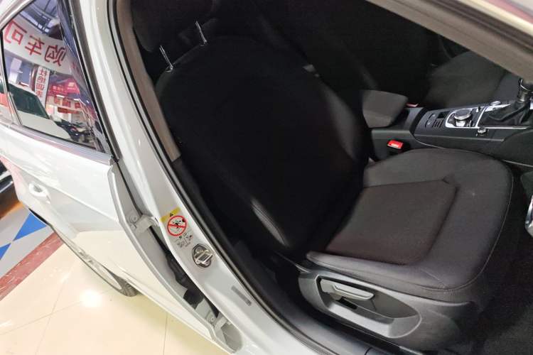 Used Audi A3 2020 Restyled Sportback 35 TFSI Entry-Level China VI Emission Standard
