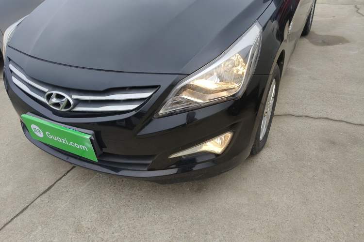 Used Hyundai Verna (older generation) 2014 1.4L Manual Smart GLS Trim