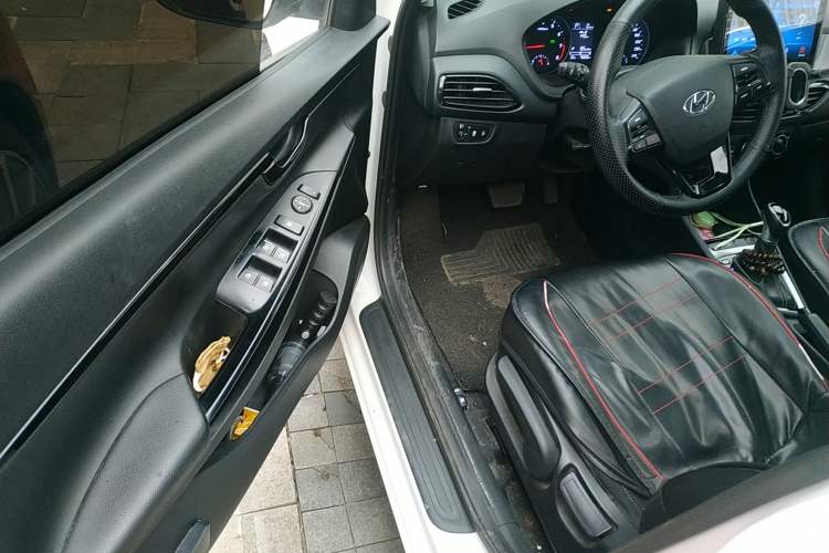 Used Hyundai Celesta 2018 1.6L Automatic GL Enjoyment Edition China VI compliant
