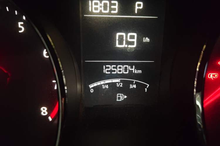 Used Volkswagen Lavida 2017 1.6L Automatic Comfort Edition
