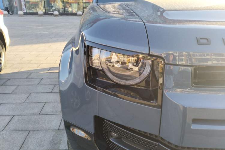 Used Land Rover Defender 2022 90 2.0T P300 X-DYNAMIC HSE
