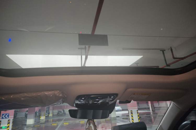 Used Roewe RX5 2023 1.5T Prestige Sliding-Screen Version
