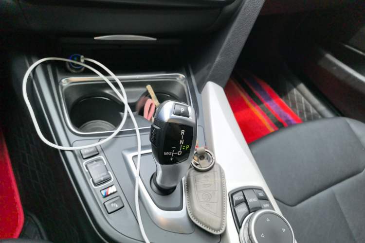 Used BMW 3 Series 2014 328Li Fashion Model
