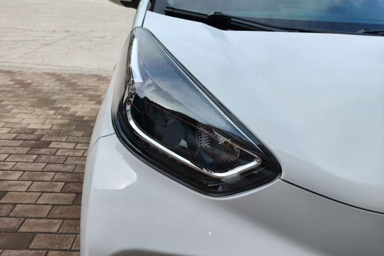 Used Chery QQ Little Ant 2021 150 000 Yuan Ant Fan Edition Ant Cool Version Lithium Iron Phosphate Right Front Headlight