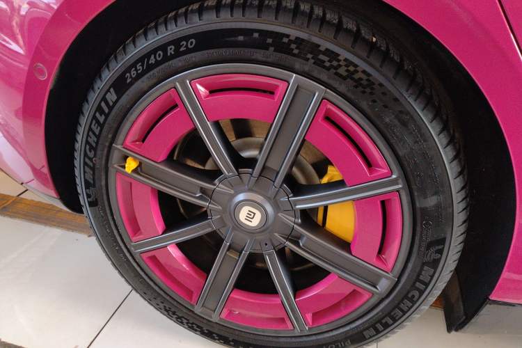 Used Xiaomi Auto SU7 2024 Four-Wheel Drive Ultra-Long Range Advanced Intelligent Driving Max Edition