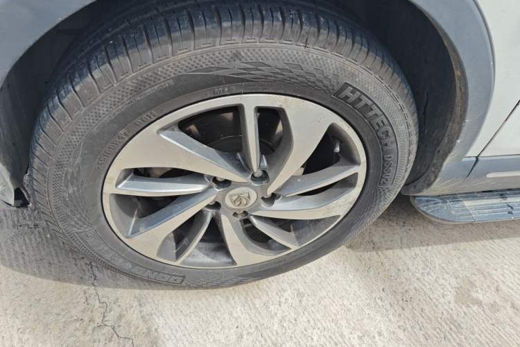 Used Baojun 560 2016 1.8L iAMT Luxury Model
