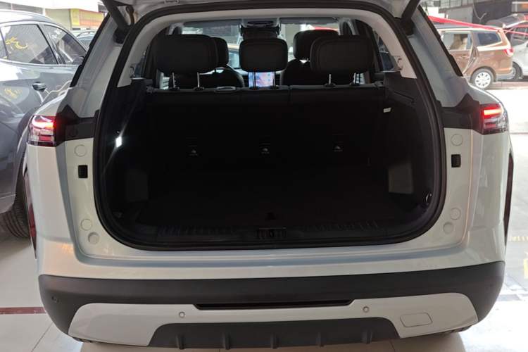 Used Chery Explore 06 C-DM 2024 Luxury Model
