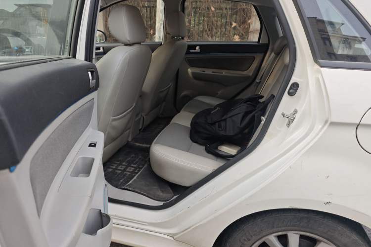 Used BAIC New Energy EV 2015 EV200 Light Edition
