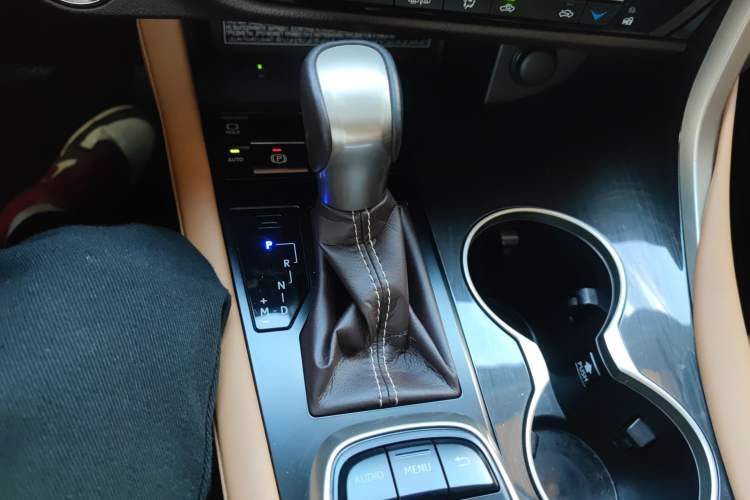 Used Lexus RX 2016 300 4x4 Elegant Edition China VI