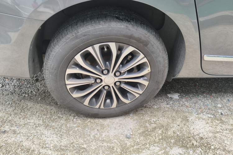 Used Buick GL8 2022 Land Business Class 652T Luxury Model