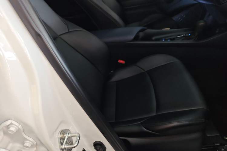 Used Toyota C-HR 2022 2.0L Comfort Edition