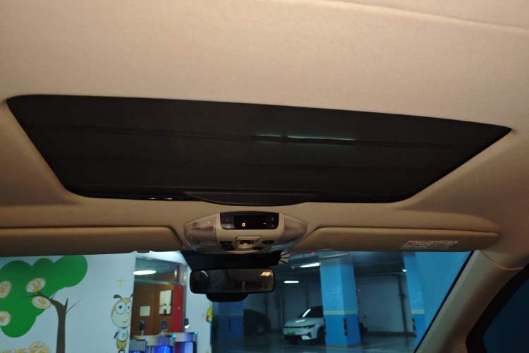 Used Mercedes-Benz Viano 2013 3.5L Haoci version Headliner