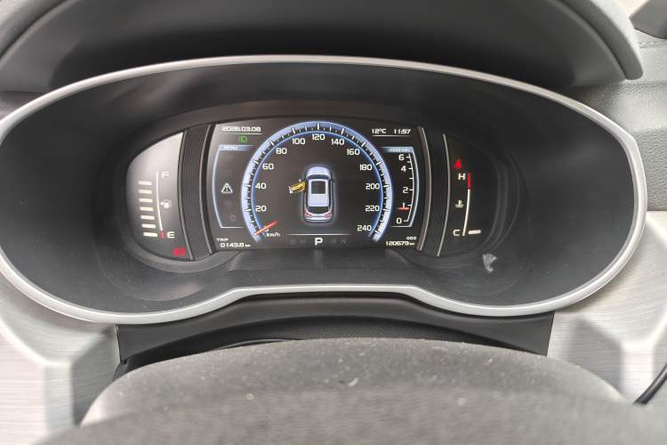 Used Geely Auto Emgrand X7 Sport 2016 1.8TD Automatic ZhiZun Version