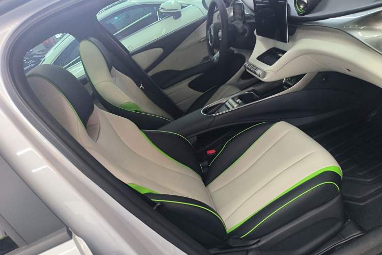 Used BYD Dolphin 2021 405 km Fashion Edition
