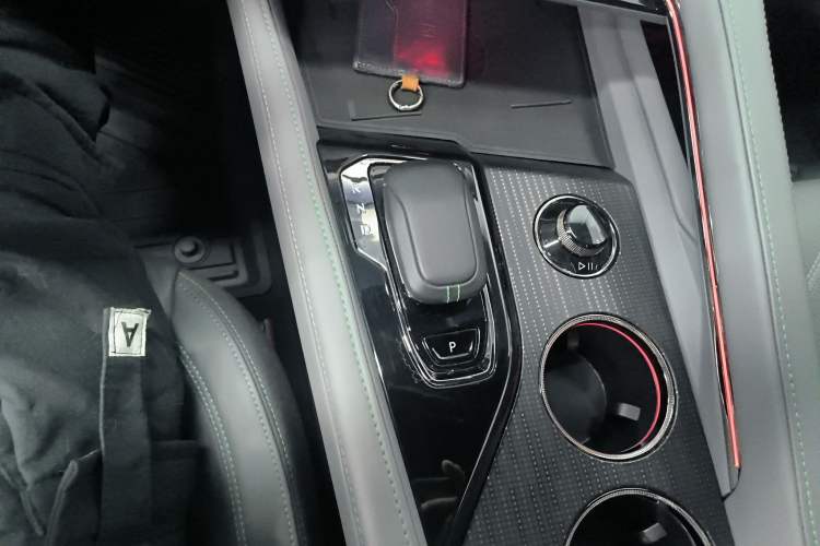 Used Zeekr 001 2021 Long-Range Dual-Motor WE Edition Gear Lever