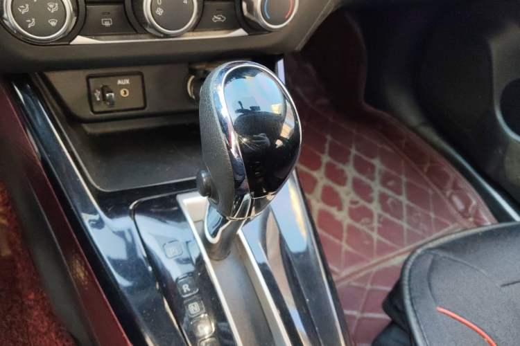 Used Nissan Lannia 2016 1.6L CVT Cool Edition
