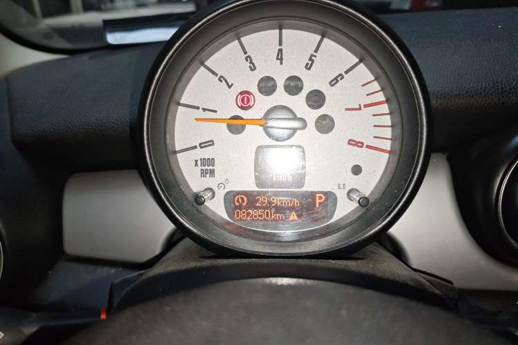 Used MINI 2011 1.6L COOPER Fun Instrument Cluster