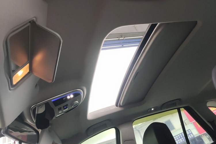 Used Haval H8 2015 2.0T Two-Wheel-Drive Standard Version
