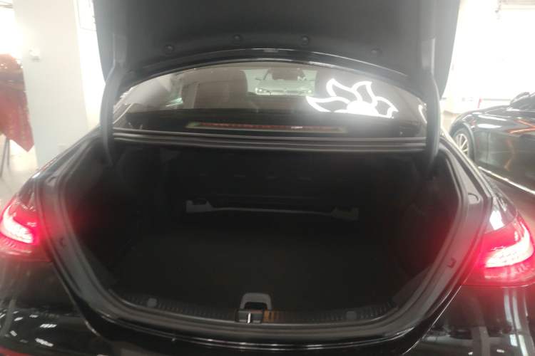 Used Mercedes-Benz E-Class 2021 Facelift E 300 L Stylish Edition
