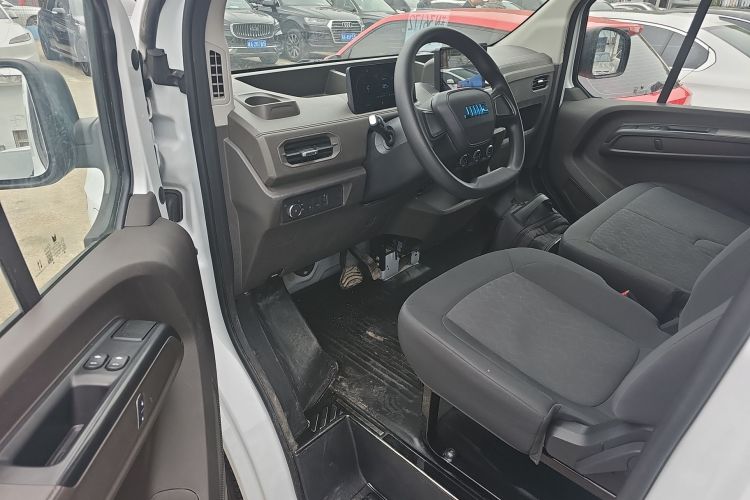 Used JMC E Fushun 2025 Model, Blind Window Version, 41.86 kWh, Short Axle, Low-roof, 3.0 tons