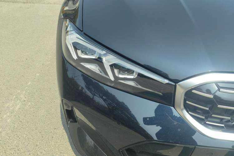 Used BMW 3 Series 2025 325Li M Sport Package Right Front Headlight