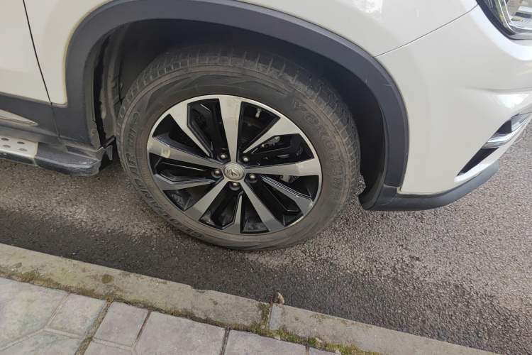 Used CHANGAN CS75 2018 280T Automatic Smart Model China V Standard