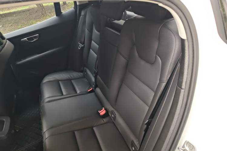 Used Volvo S60 2021 T4 Zhiyuan Luxury Edition
