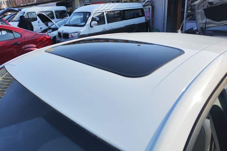 Used Ford Escort 2015 1.5L Automatic Fashion Model