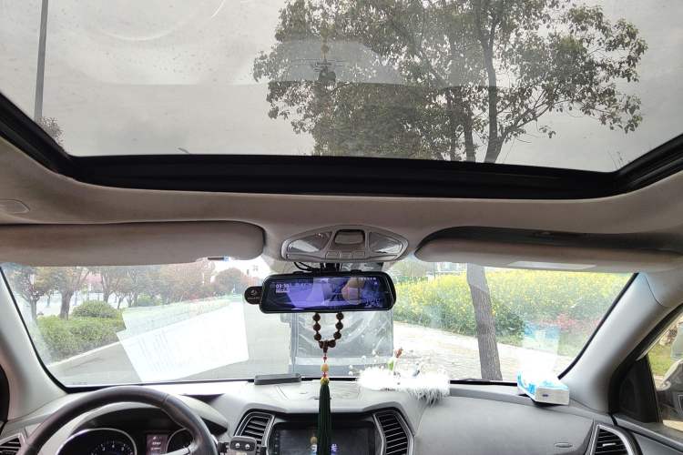 Used Hyundai Santa Fe 2013 2.4L Automatic Two-Wheel Drive Smart Version Headliner