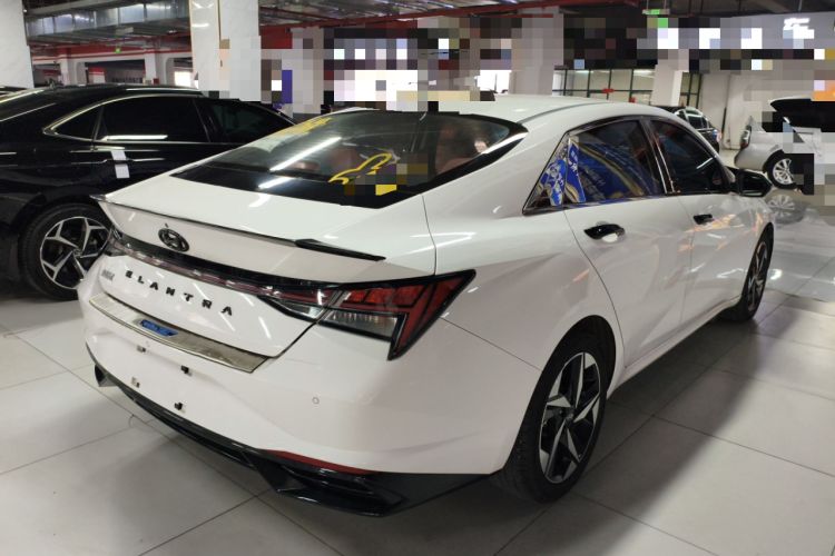 Used Hyundai Elantra 2022 1.5L CVT LUX Prestige Edition
