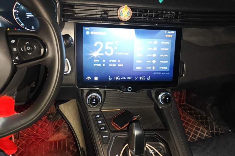 Used Lynk & Co 01 2021 2.0TD Two-Wheel-Drive Pro Trim
