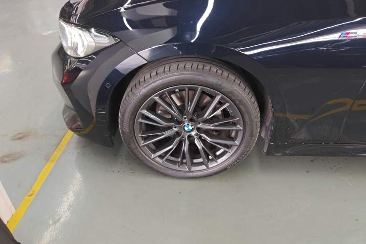 Used BMW 3 Series 2024 325Li M Sport Night Edition Package Exterior 4